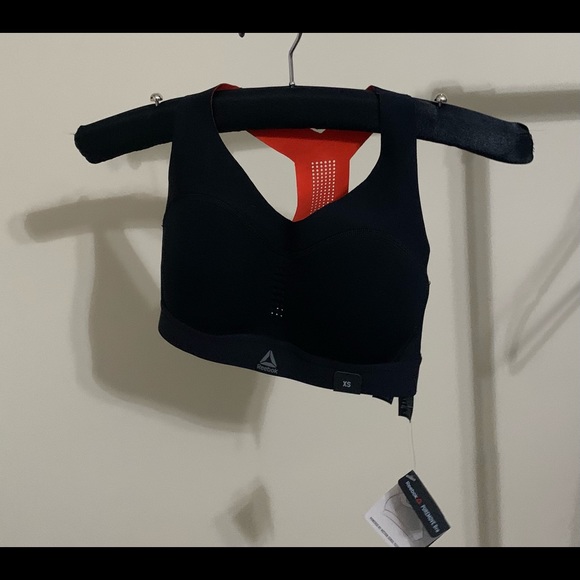 Sport bra reebok - Picture 1 of 3